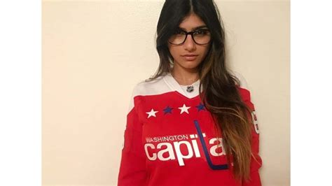 mia kalifa height|Mia Khalifa Biography, Age, Husband, Wiki & More